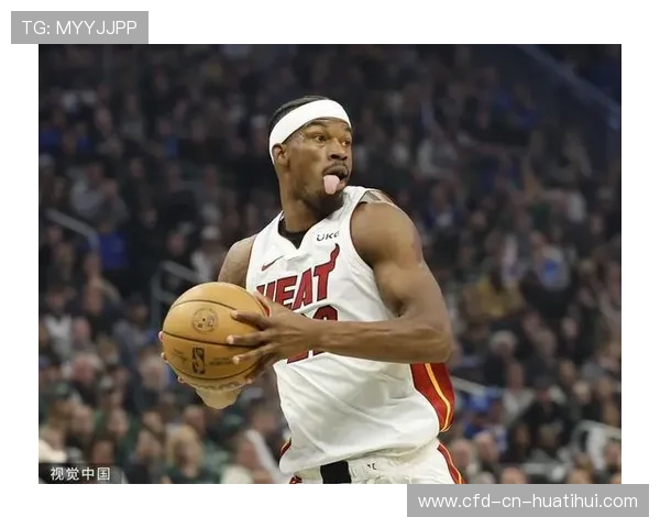 巴特勒掩护后突破轻松上篮，热火稳住领先